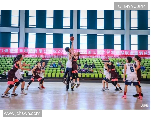 赛后分析：上海篮球队与杭州篮球队的表现与状态对比探讨