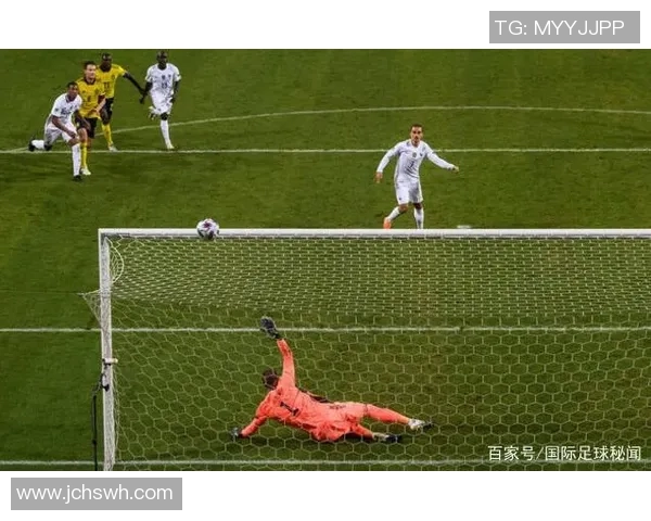 与足球明星零距离对视的精彩瞬间视频合集