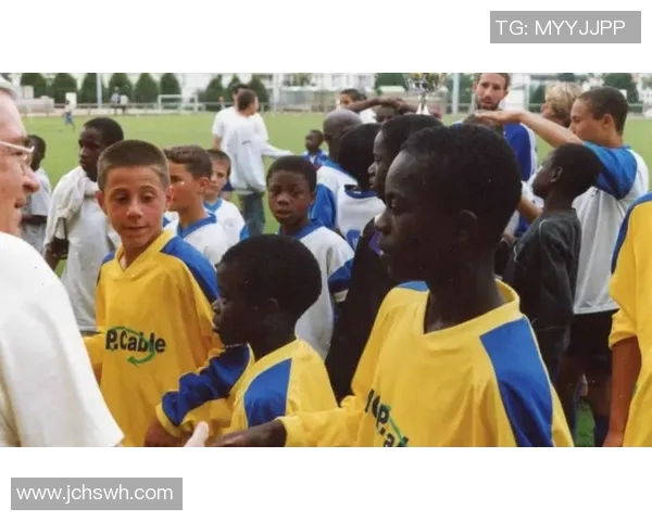 被嘲笑的足球明星如何逆袭成传奇的励志故事与奋斗历程