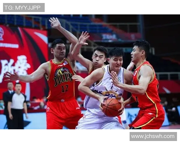 成都网球队以95分领跑大师赛积分榜展现强劲实力和团队合作精神 成都网球队以95分领跑大师赛积分榜展现强劲实力和团队合作精神