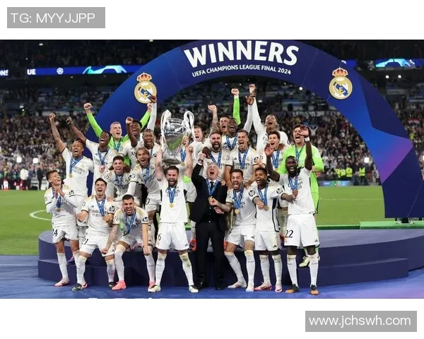 揭秘足球明星背后的助理团队与他们的故事 揭秘足球明星背后的助理团队与他们的故事